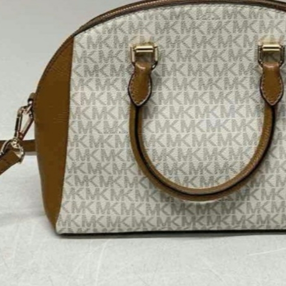 Michael Kors Dome Convertible purse. Like NWOT 8.5" x 12" x 5" - Picture 2 of 5